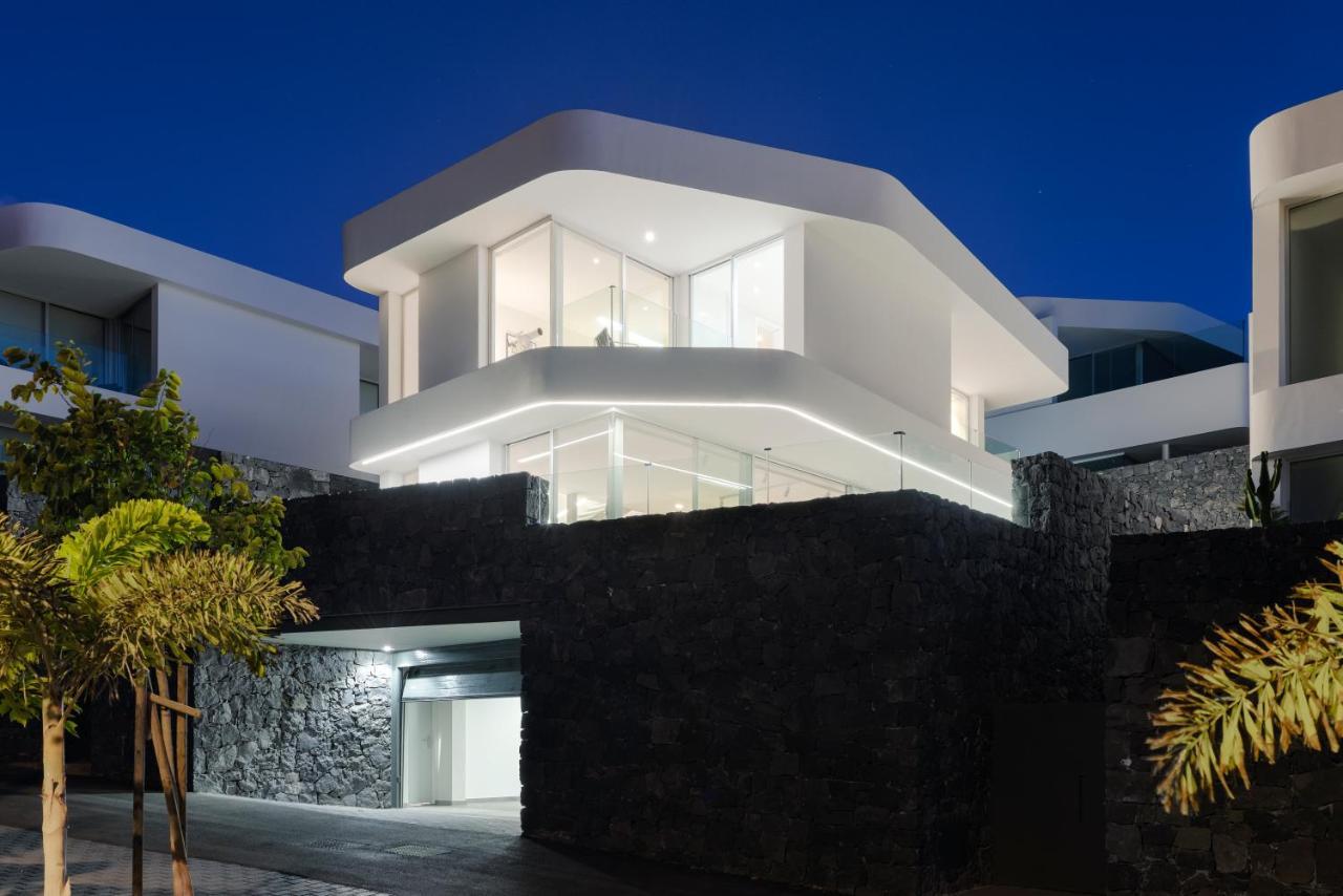 Villa Aloe - Casangular By Upper 阿德耶 外观 照片